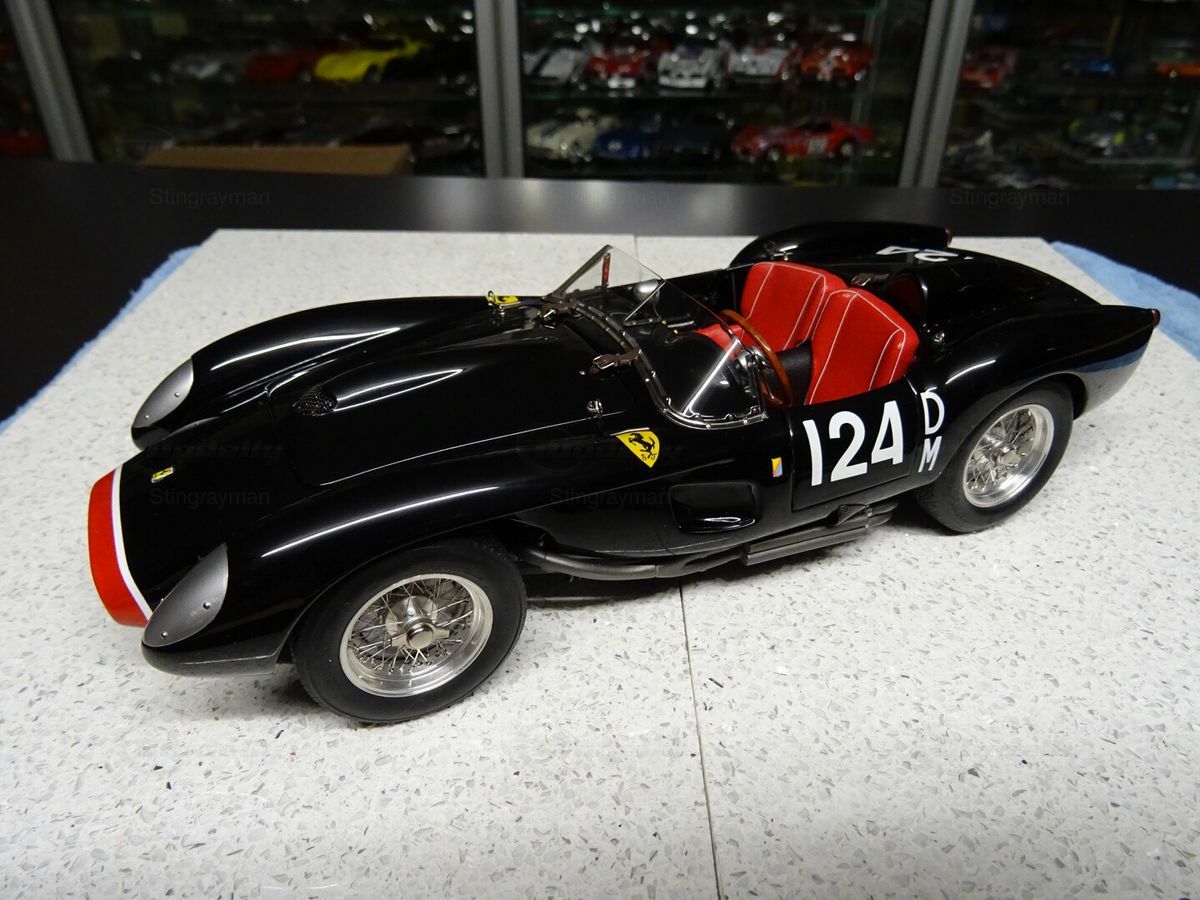 Ferrari Testa Rossa Pontoon Fender Modellauto CMC In Schwarz Von Mitglied Stingrayman